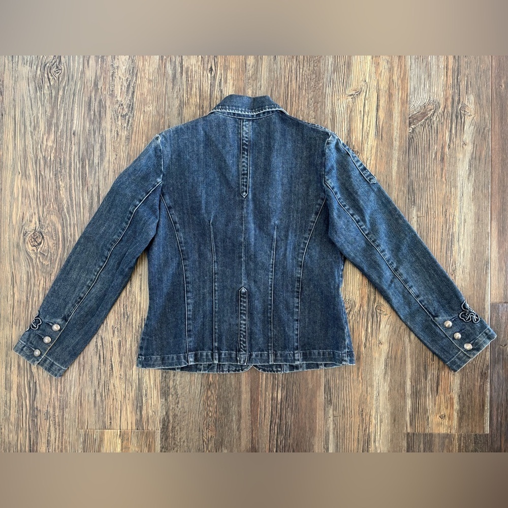 Christopher & Banks Blue Denim Jean Jacket Womens Med 2006 Raised Floral Design - Picture 2 of 10